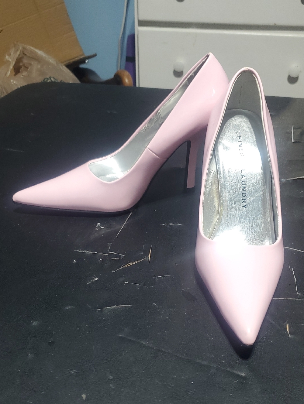 Chinese Laundry Pastel Pink Pointed-Toe Stiletto Pumps Brand New.